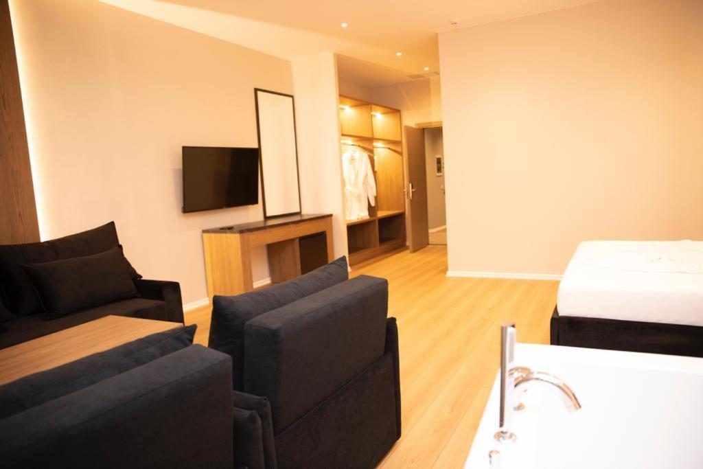 Hotel Continental Durrës 외부 사진