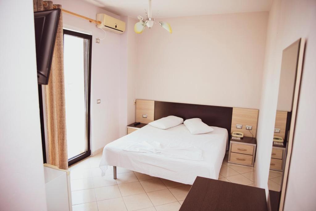 Hotel Continental Durrës 외부 사진